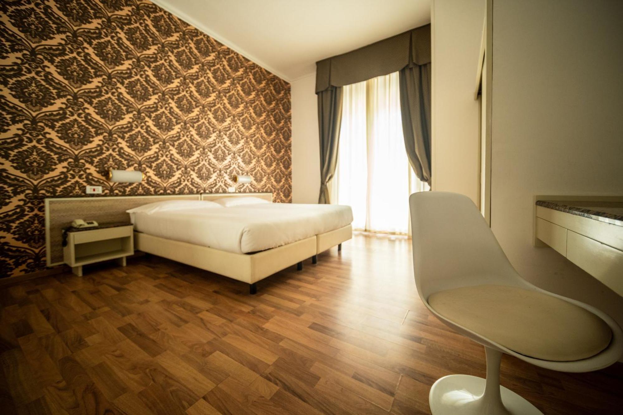 Hotel Rosabianca Rimini Exterior photo